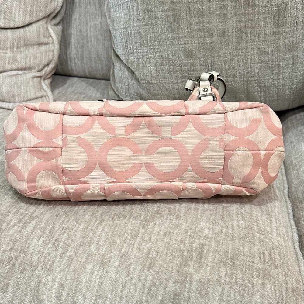 Coach Pink and Cream Shoulder Bag - Picture 7 of 8